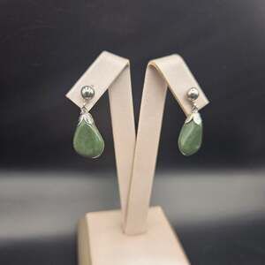 Green Jade Color Teardrop Dangle Screw-on Earrings